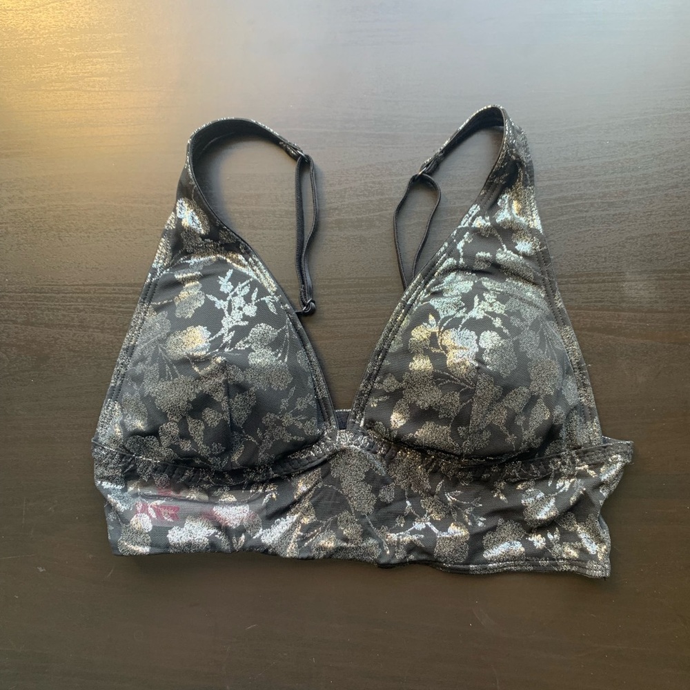 NWT Victoria’s Secret PINK Black/Silver Metallic Floral Plunge Bralette size M - Picture 4 of 10